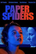 Papíroví pavouci online